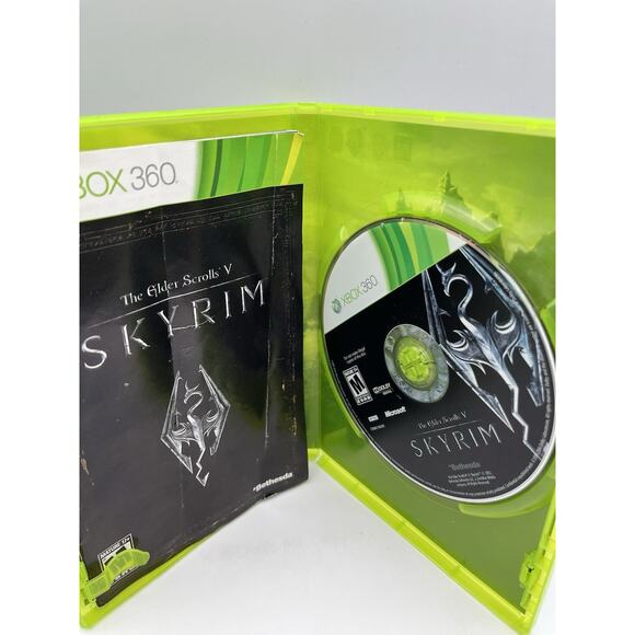 The Elder Scrolls V 5 Skyrim (Xbox 360 2011) Complete Tested Working - Free Ship - Picture 5 of 6